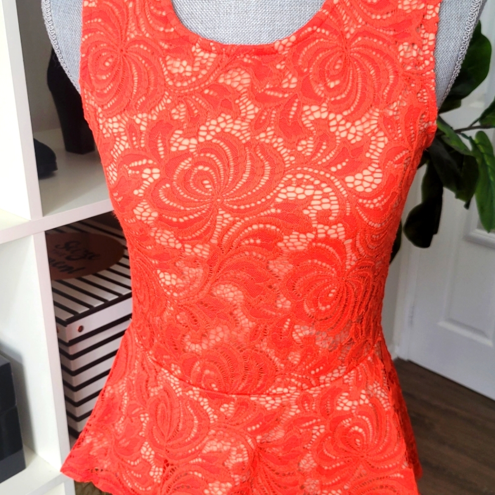 LITTLE PEPLUM BLOUSE🧡